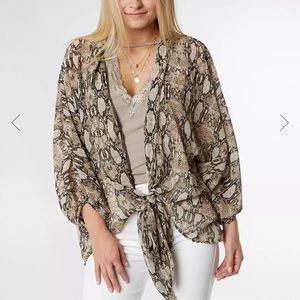 Blu Pepper Snakeskin Chiffon Kimono Size Small
